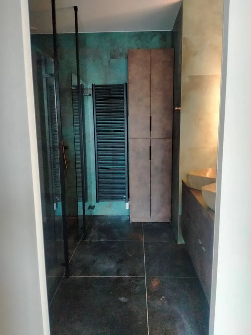 Luxe Badkamer met Natuursteen detail 2